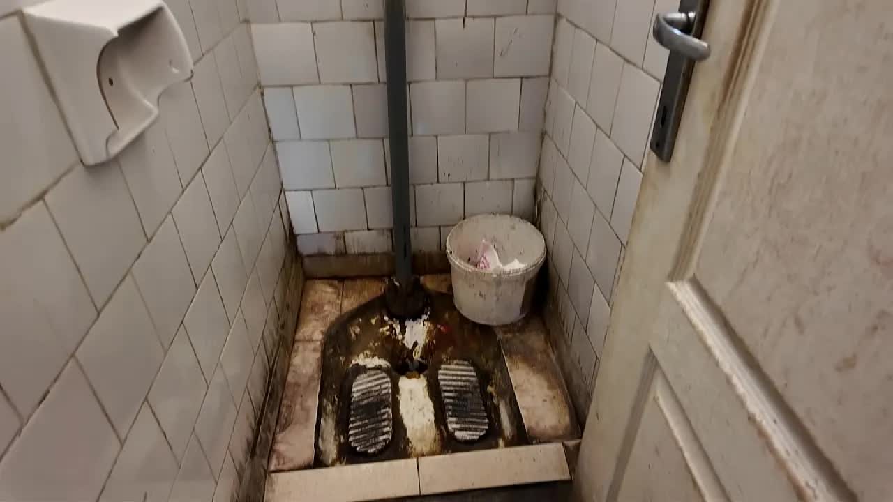 Mizeria din gările și trenurile românești