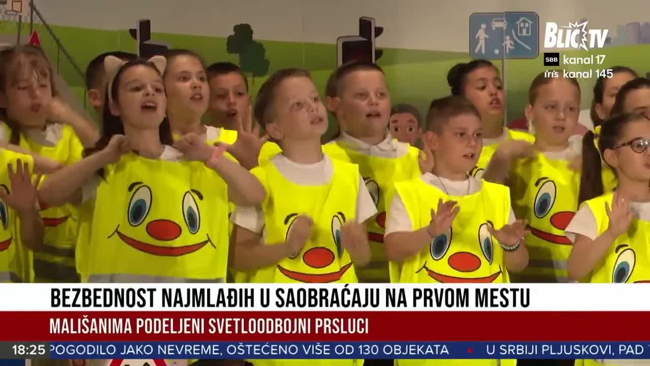Akcija „Đaci vas mole, usporite pored škole“ u Mladenovcu
