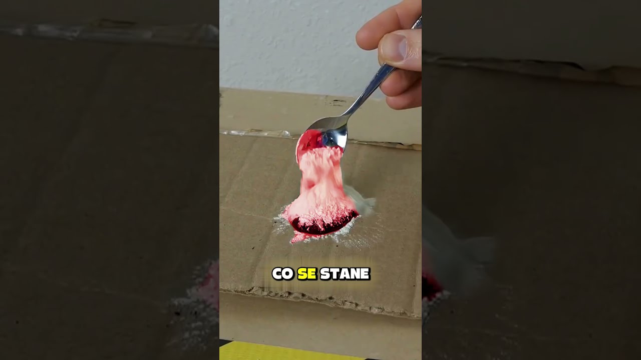 Smíchání nejčernější a nejbělejší barvy na světě