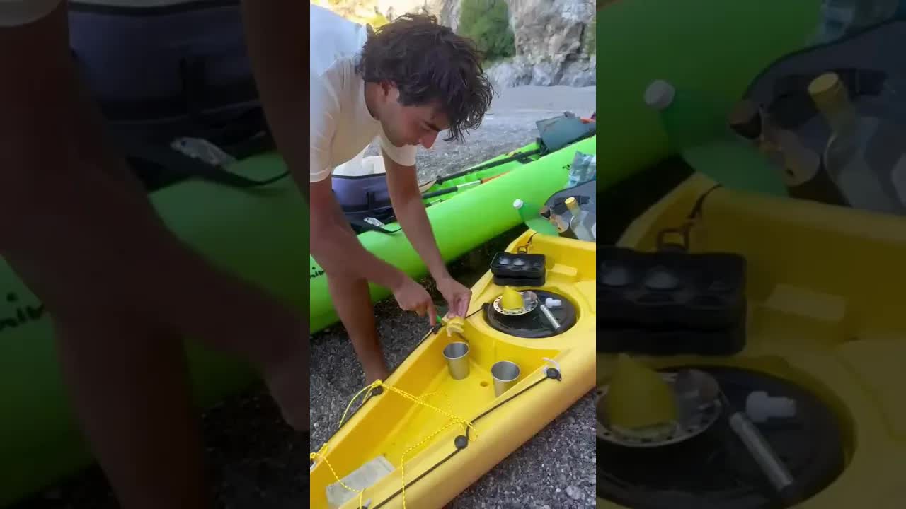 Preparare un limoncello spritz in spiaggia