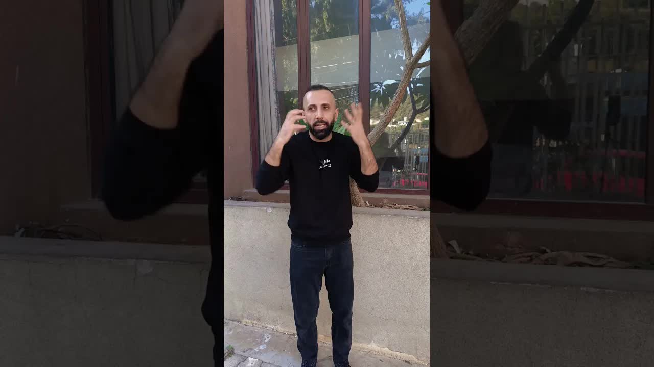 الصيدلي وحلوله الغريبة للمشاكل اليومية