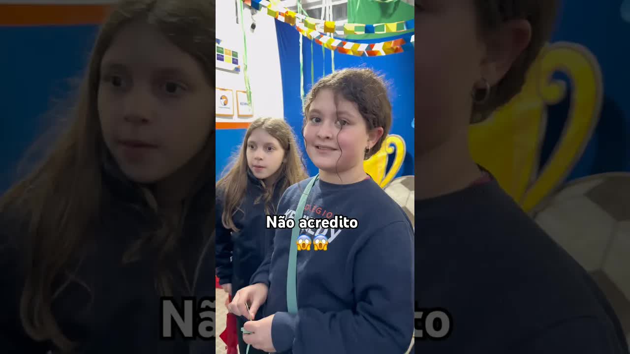 Giovana vai pintar o cabelo com crepom?
