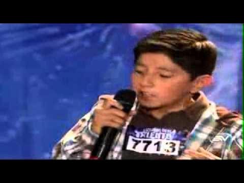 Santiago Acuña canta ópera en Ecuador Tiene Talento
