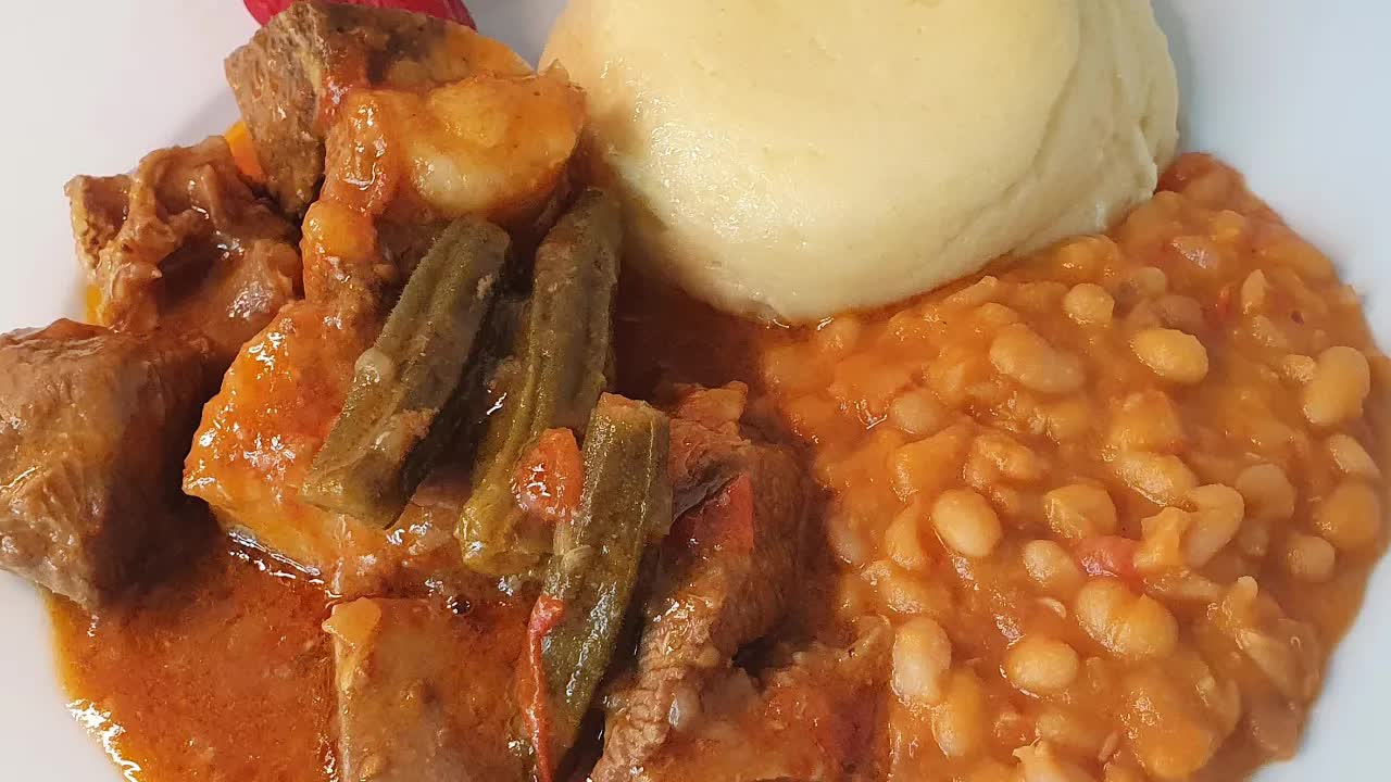 Receita de Funge com Peito de Vaca e Quiabo
