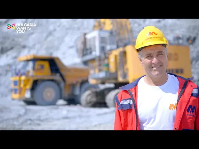 Кариера в Асарел-Медет и живот в България
