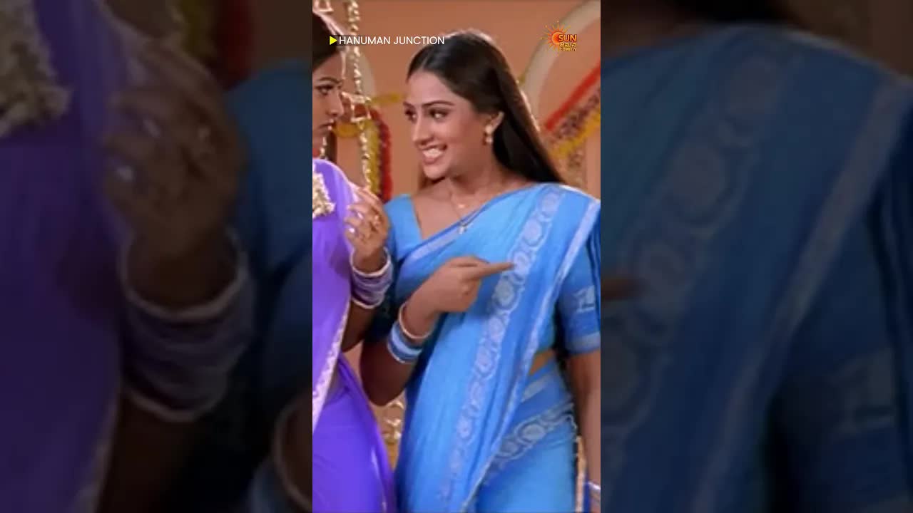 వేడుకలో వింత సంప్రదాయాలు మరియు ప్రేమ కథ