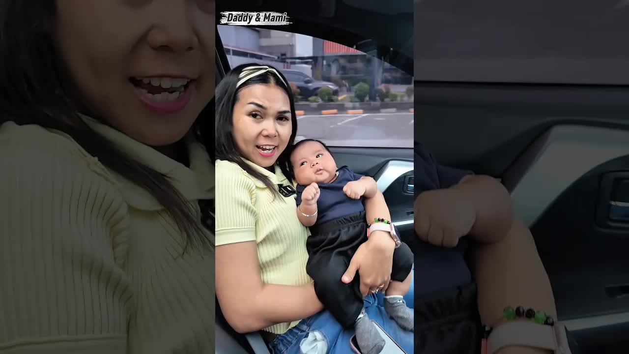 Keluarga Mami dan Daddy Jalan-Jalan Beli AC