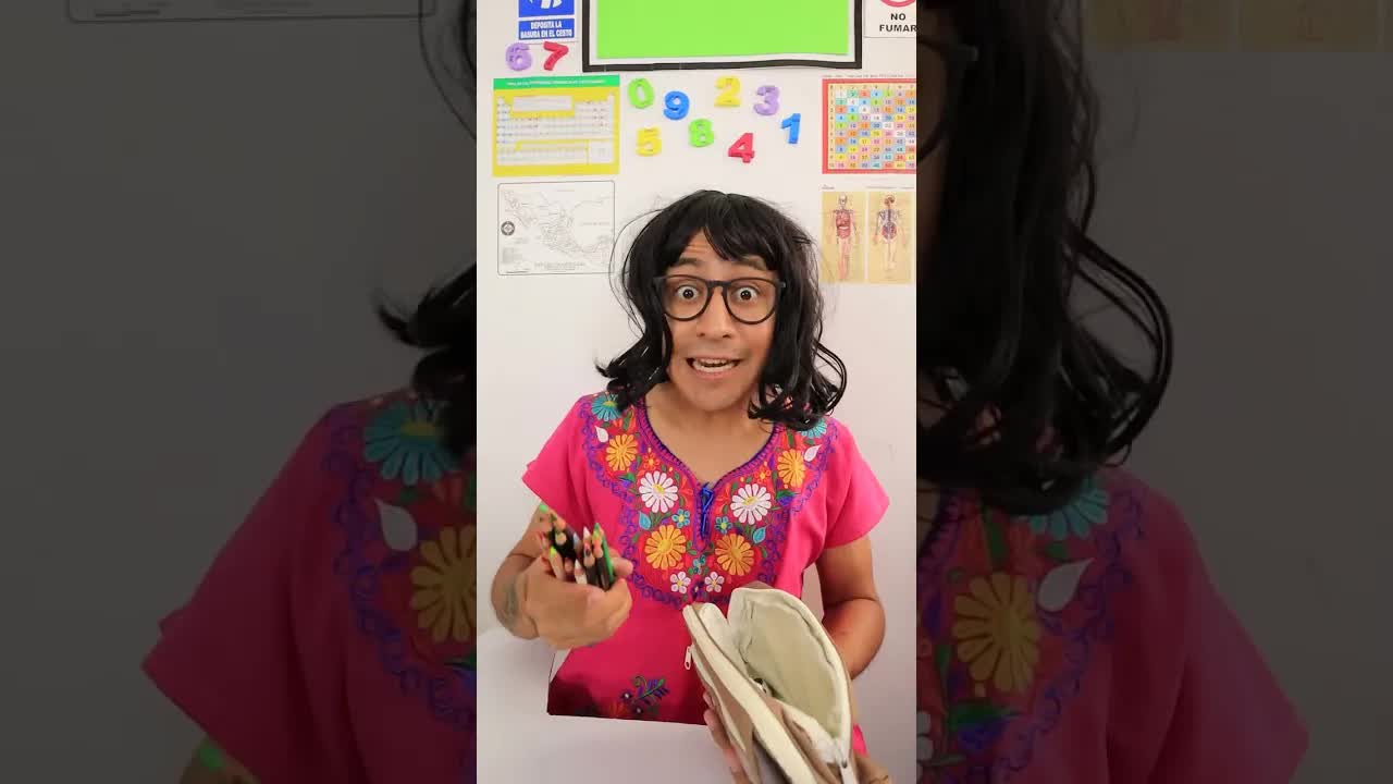 Cuando tu mamá revisa tu lapicera