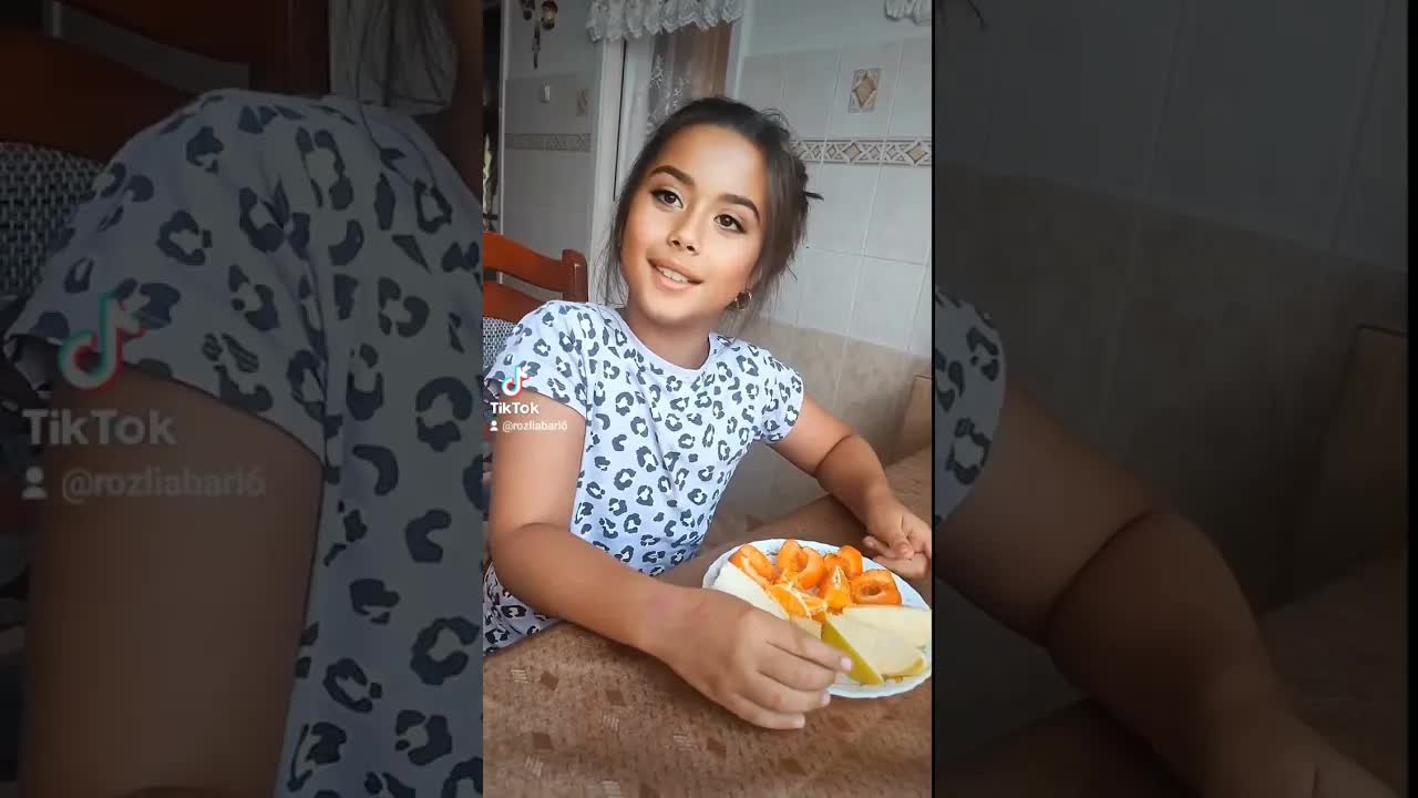 Gyümölcsös kóstoló gyerekekkel