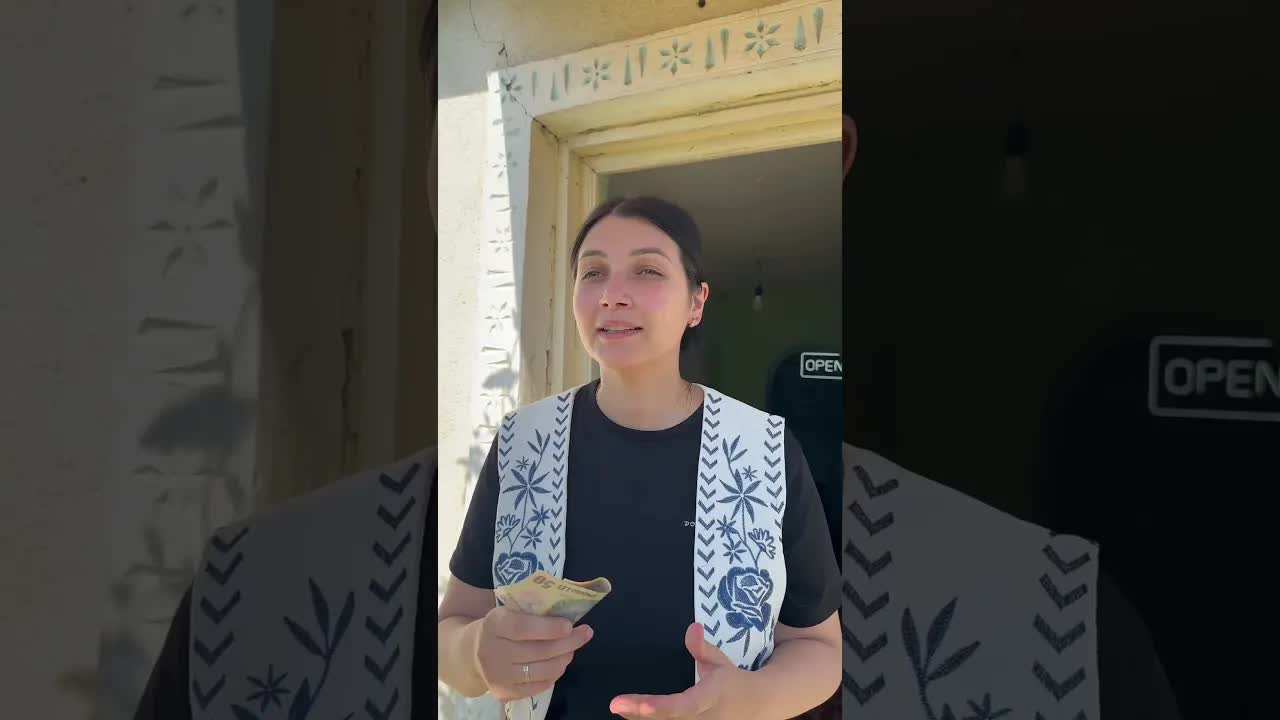 Sceneta de comedie: Fotbal și bani de buzunar