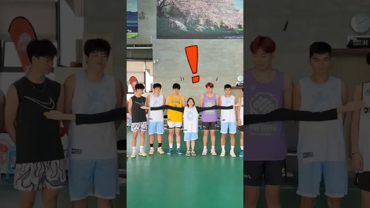 Entrenamiento de baloncesto con momentos divertidos