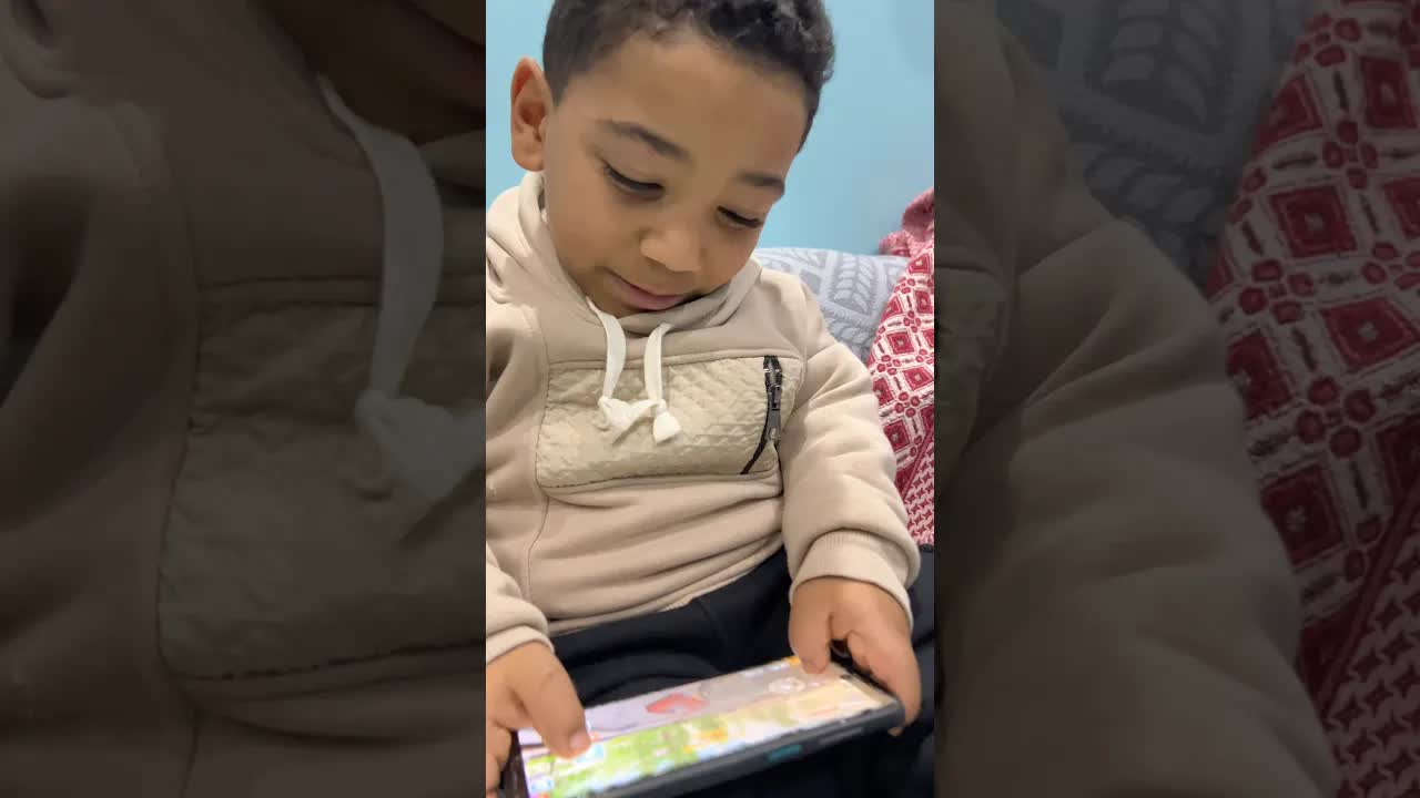 يا يوسف، إيه اللعبه اللي انت بتلعبها دي؟