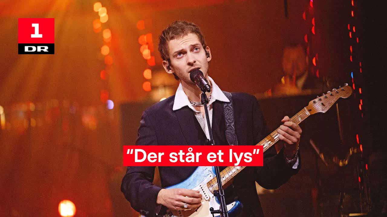 Nicklas Sahl synger Der står et lys live