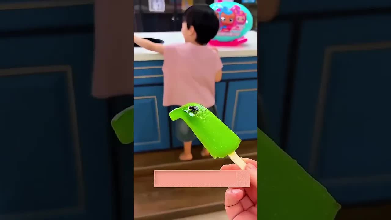 Моля те, мамо, измий сладоледа ми