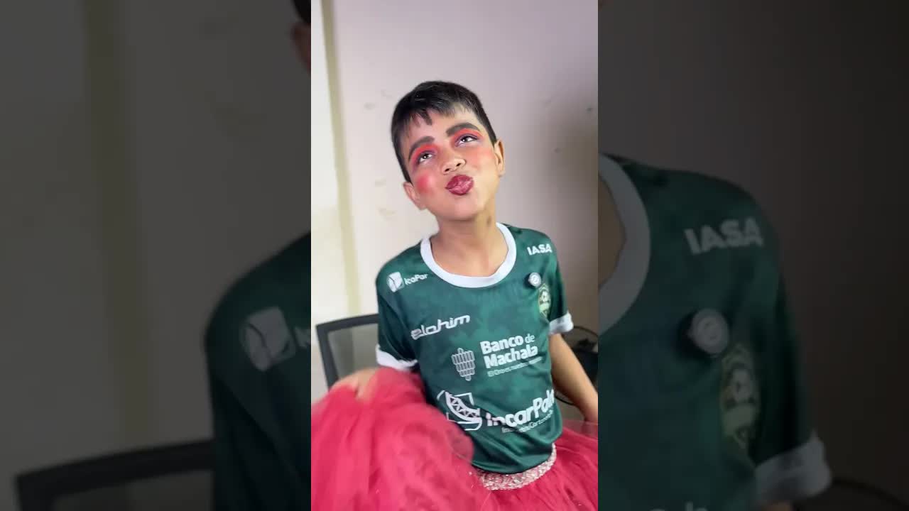 Mi hijo se pinta los labios