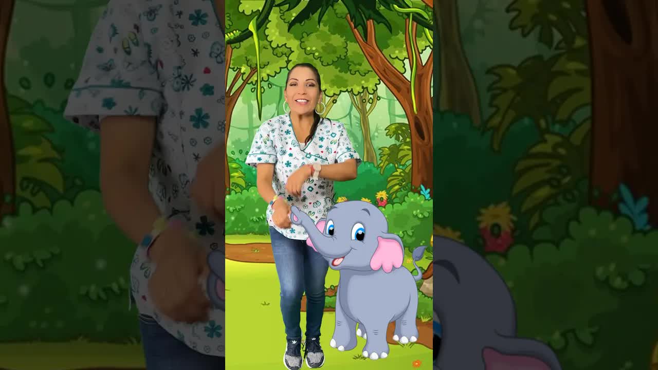 Caminando por la selva con animales