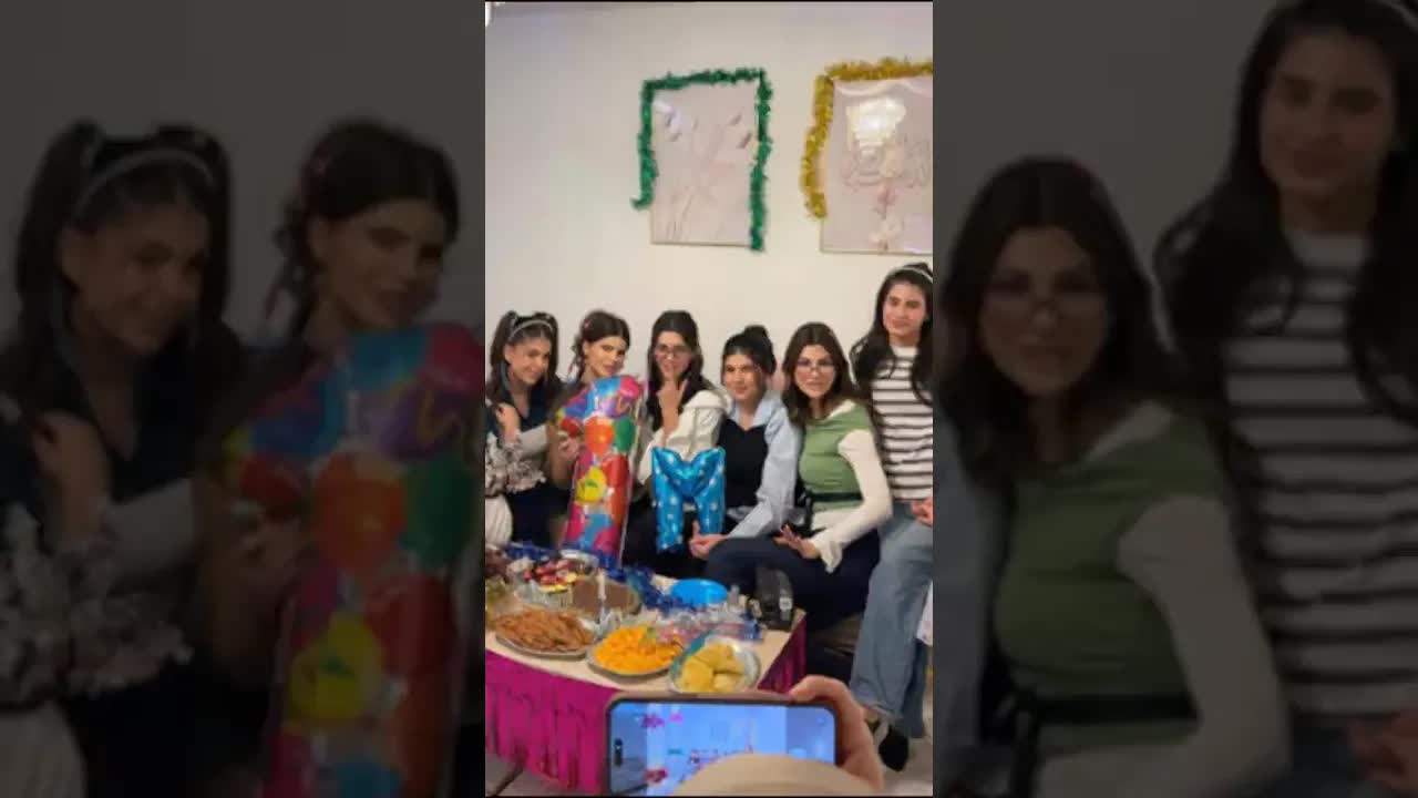 حفلة تسعينات للاخت الصغيرة