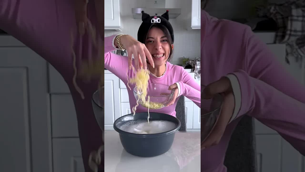 Deterjanlı noodle şakası yaparken benim haller