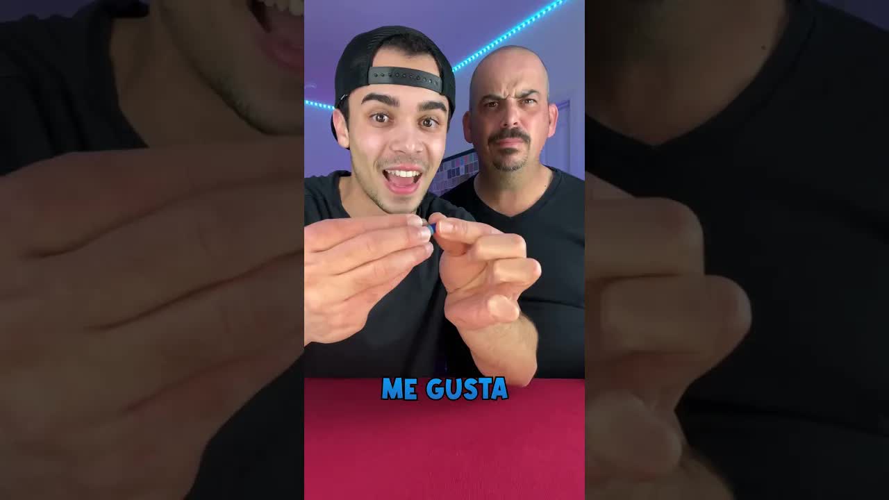 Mi papá califica mis trucos de magia