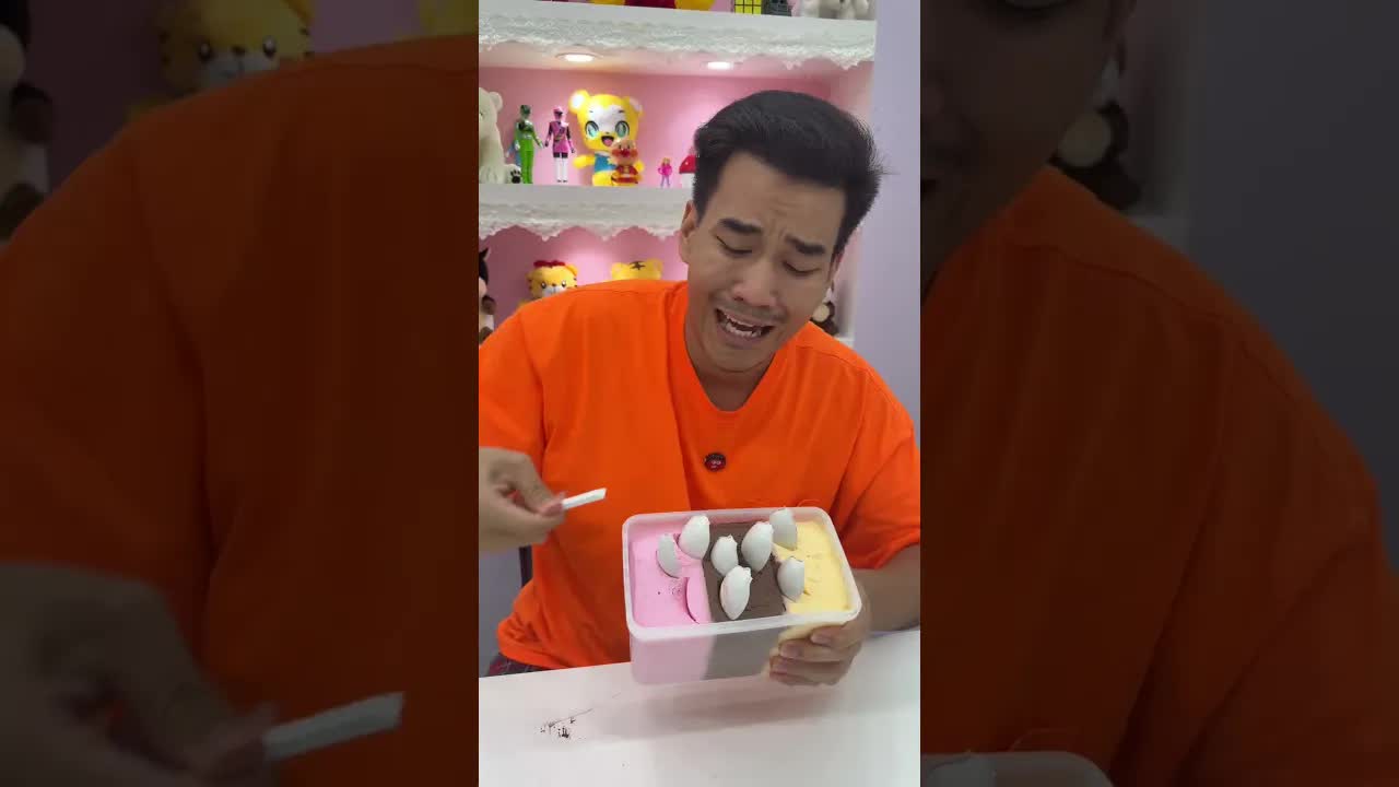 Cara Makan Aiskrim Yang Betul
