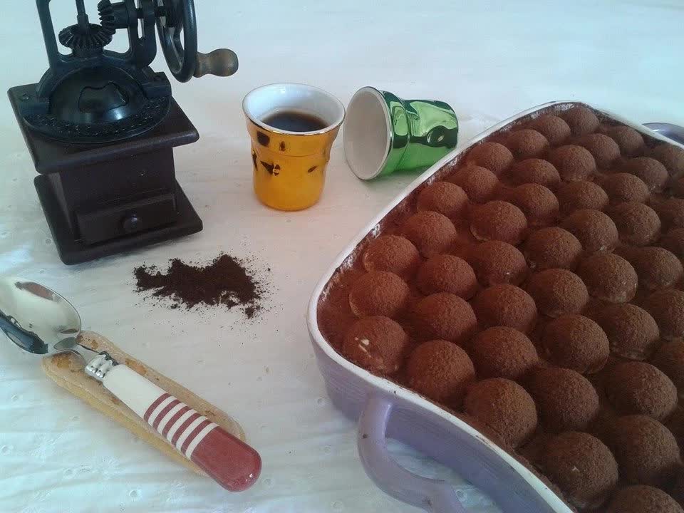 Ricetta del tiramisù classico in monoporzione