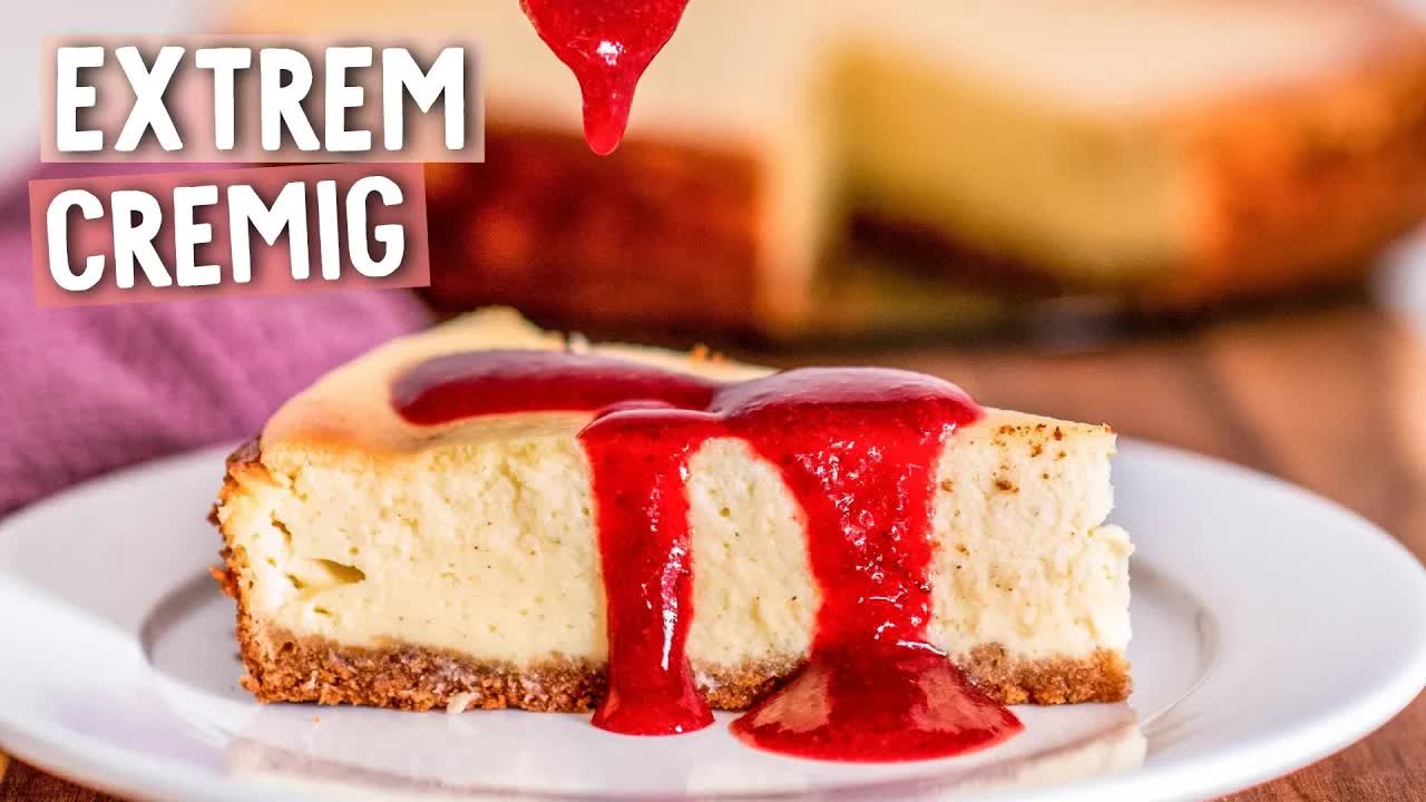 New York Cheesecake mit Keksboden und Zimt