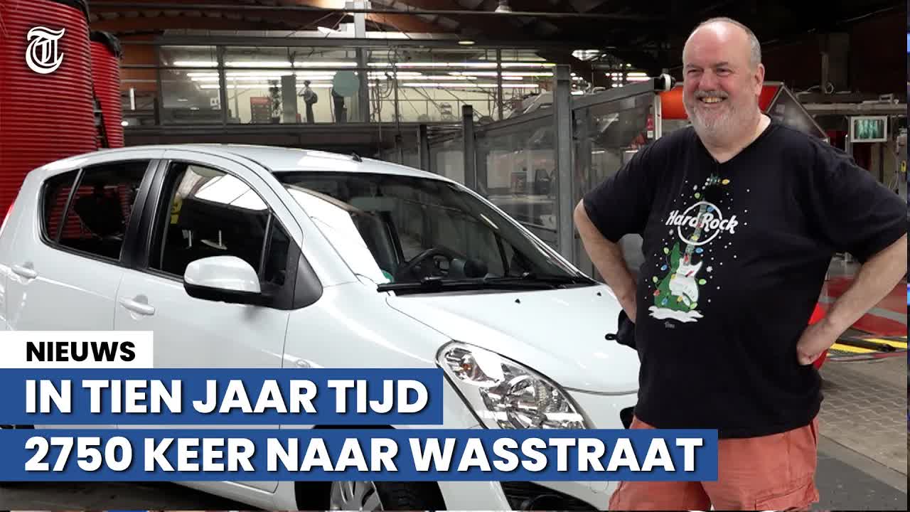 Gert wast zijn auto 2800 keer en krijgt een oorkonde