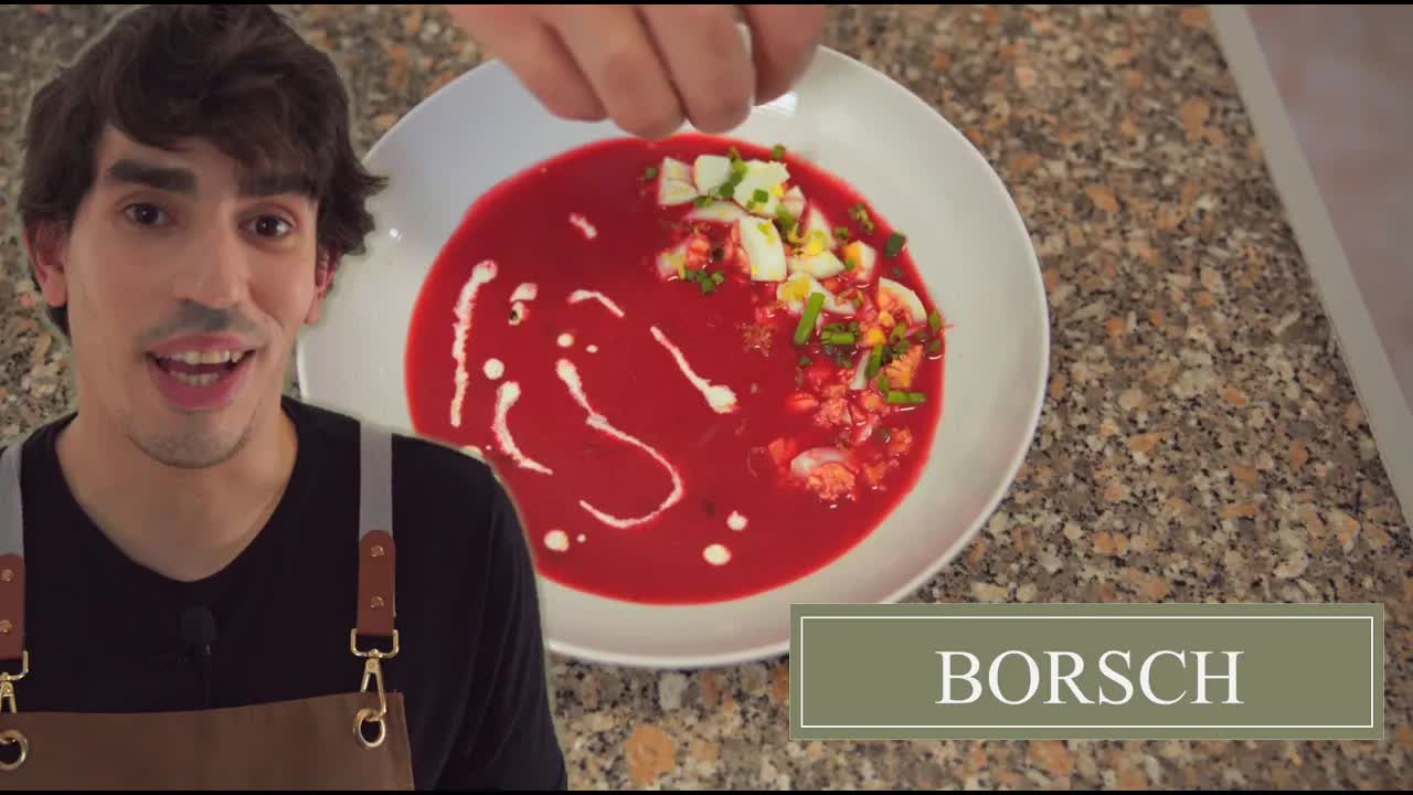 Sopa de beterraba gourmet saudável
