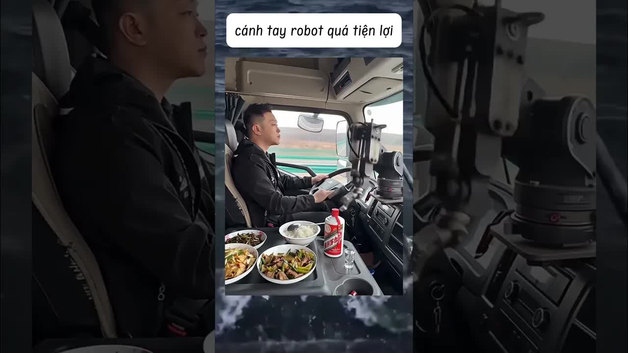 Cánh tay robot ăn cơm cho tài xế