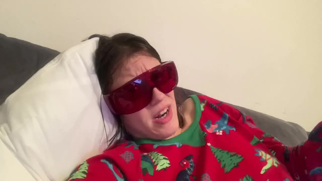 Saluton! Mi revenas post longa foresto
