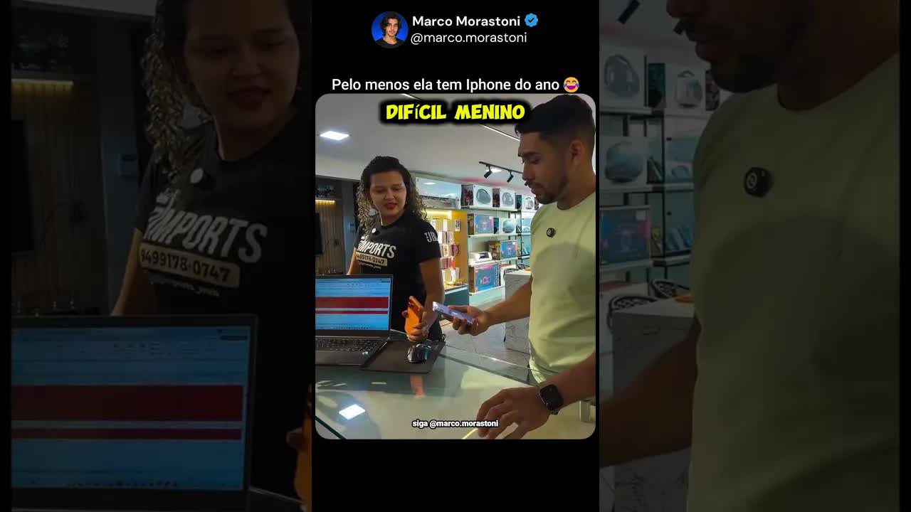Loja de celulares critica cliente por celular antigo
