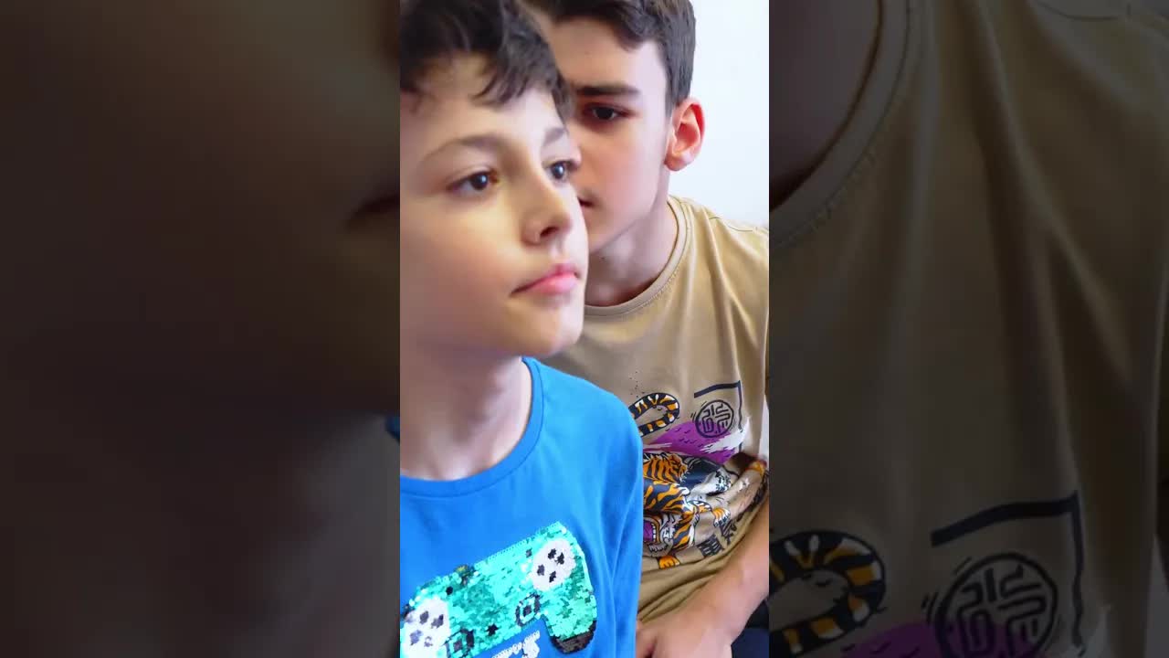 Conflict între frați: Cine e mincinosul?