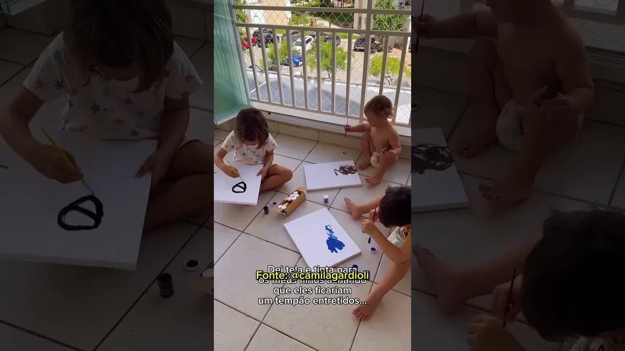 Crianças soltas com tinta por 12 segundos