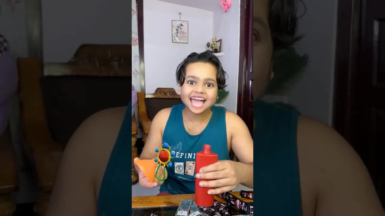 शैंपू पाउच से बोतल भरने का मज़ाक