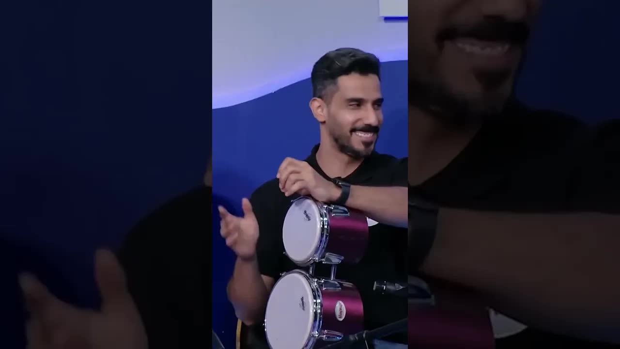هيفاء المروعي تغني «أنا المسؤول» في طارق شو