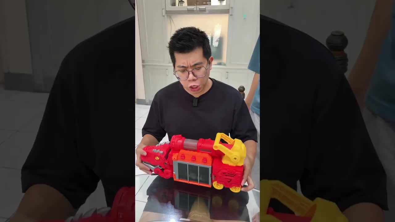 Mobilan Lapar Makan Mobilan Adik
