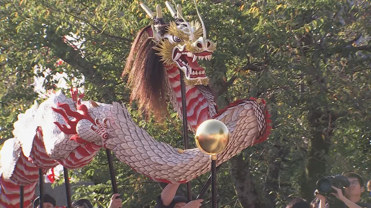 長崎くんち開幕、6町が奉納踊