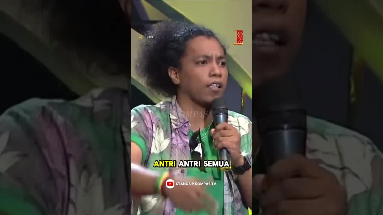 Komedi: Orang Kota Aneh Karena Suka Antri