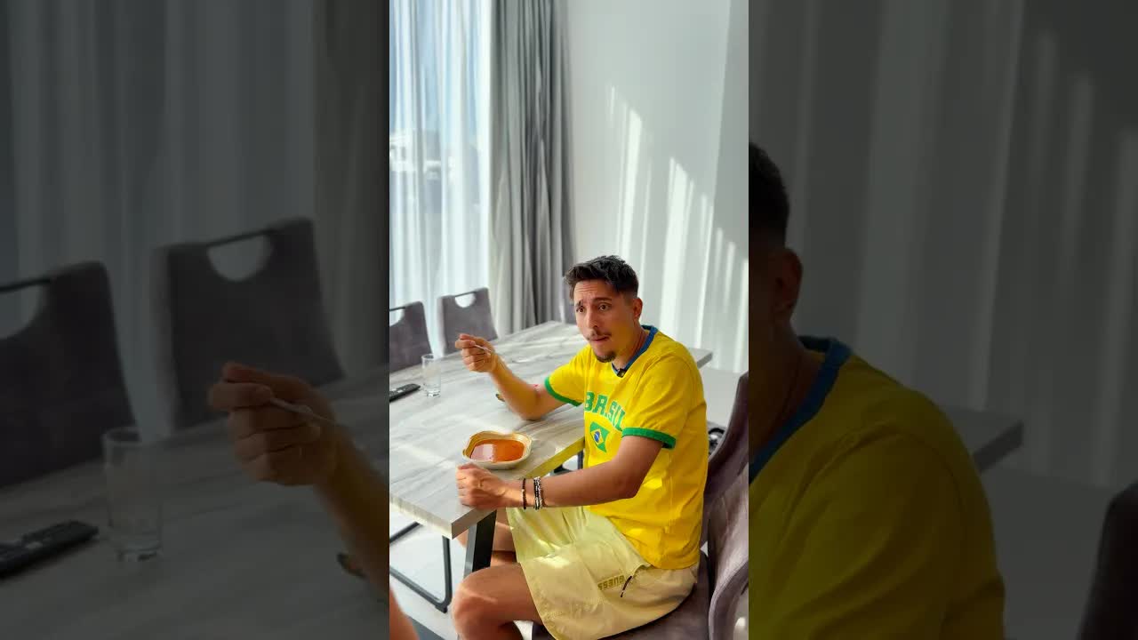 Gabriel scoate partenera la cină cu ciorbiță