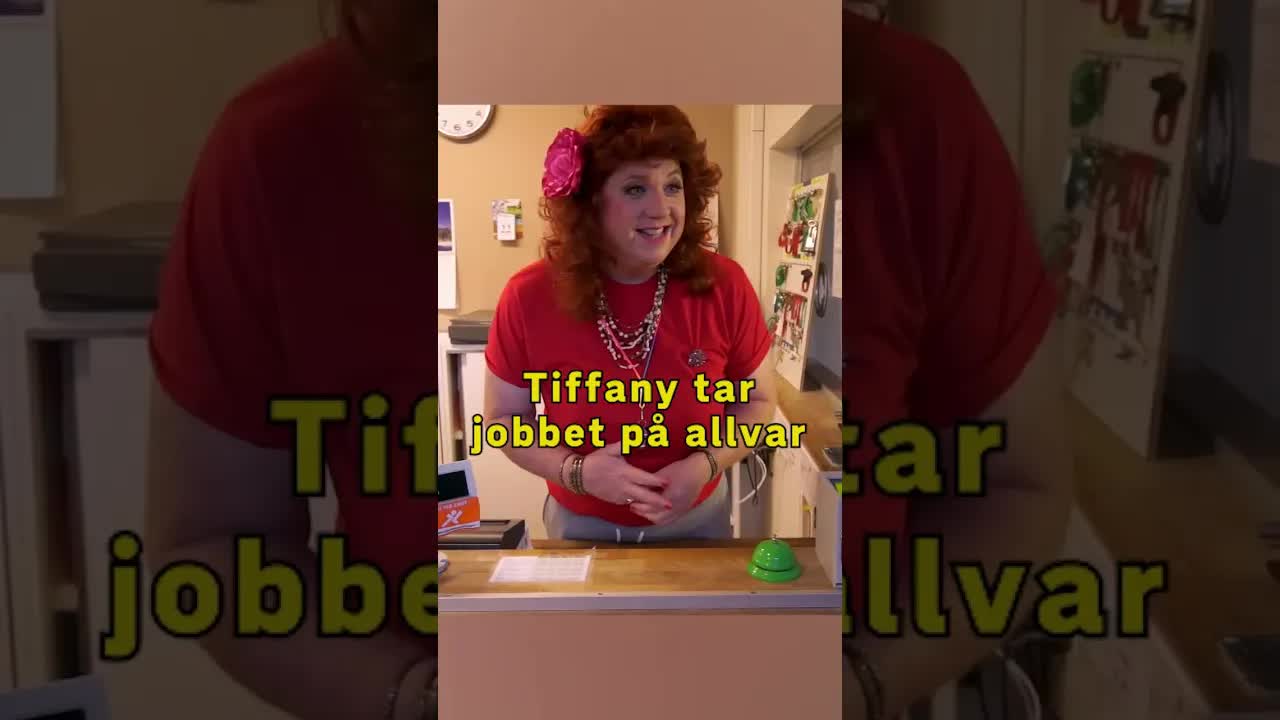 Tiffany Persson testar simkunnighet på jobbet