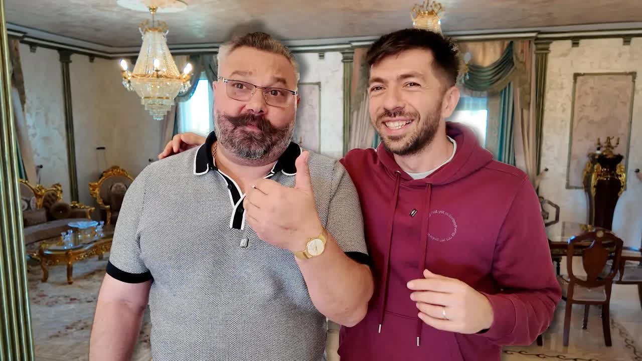 Casa luxuriantă a lui Manu din filmul Vecina