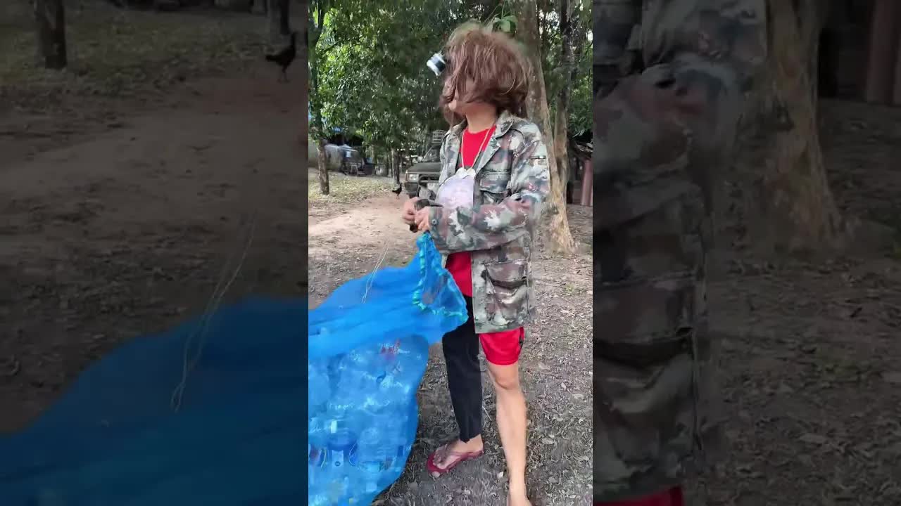 ชีวิตคนงานหลายอาชีพในร้านแว่น