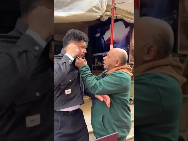 الشغل على النت مع مواقف طريفة
