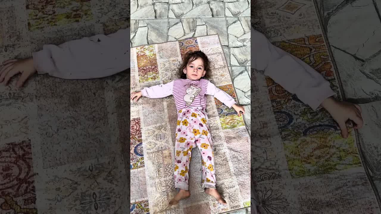 Lina Uçan Halıya Bindi