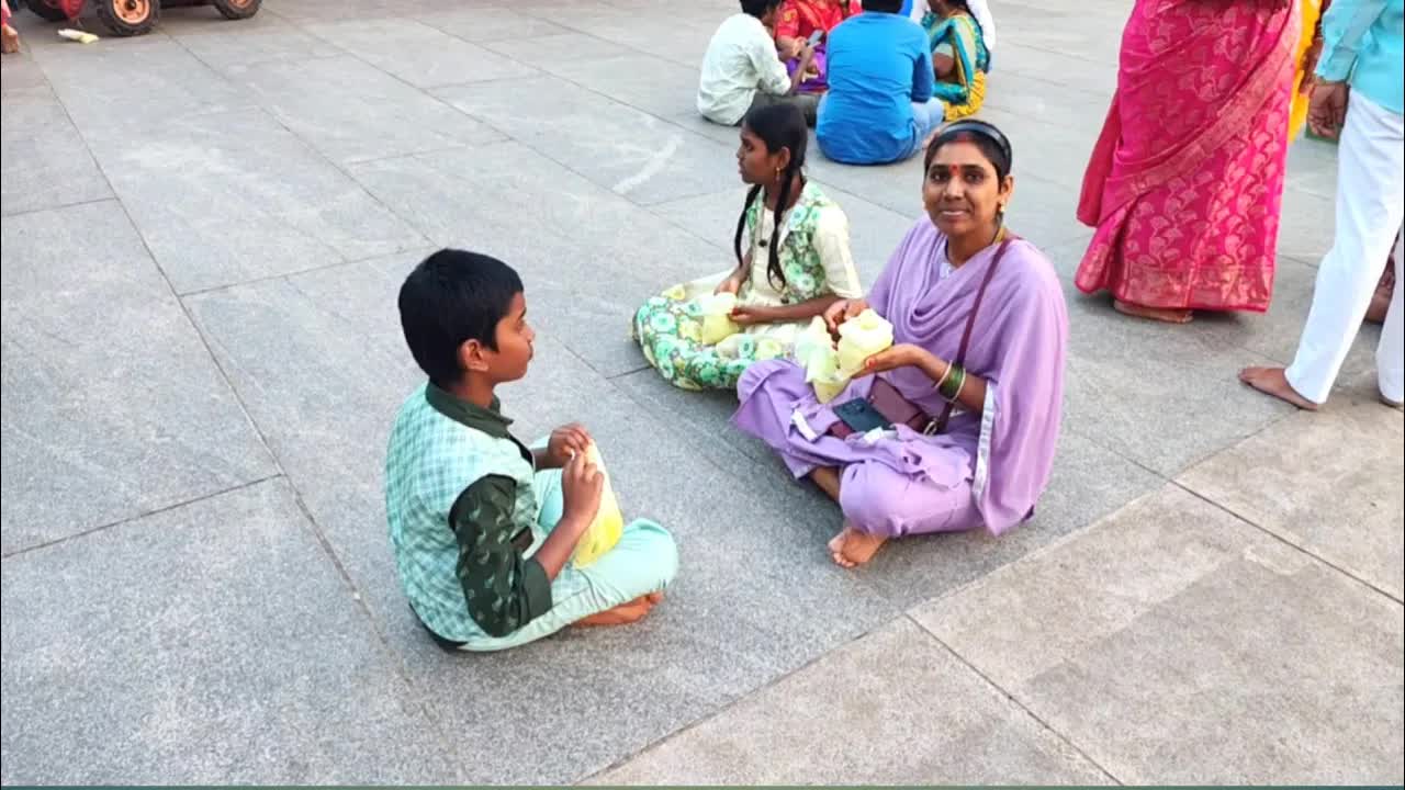 వెహికిల్ పూజ మరియు ప్రసాదం తినడం