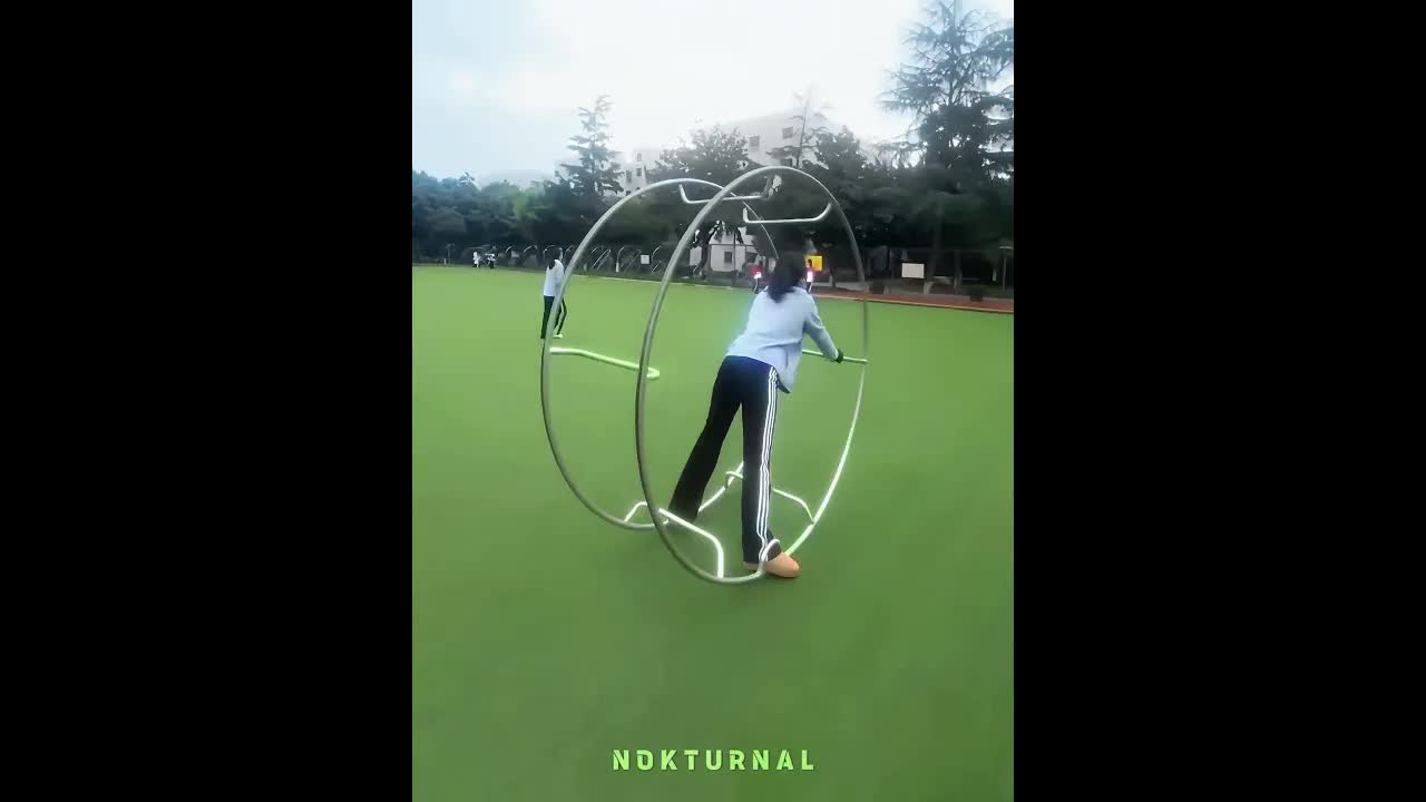Koşmadan Yarışı Bitiren Kız