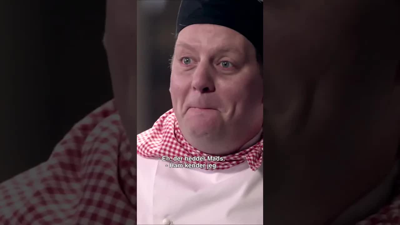 Komisk efterforskningsscene med tidligere fange