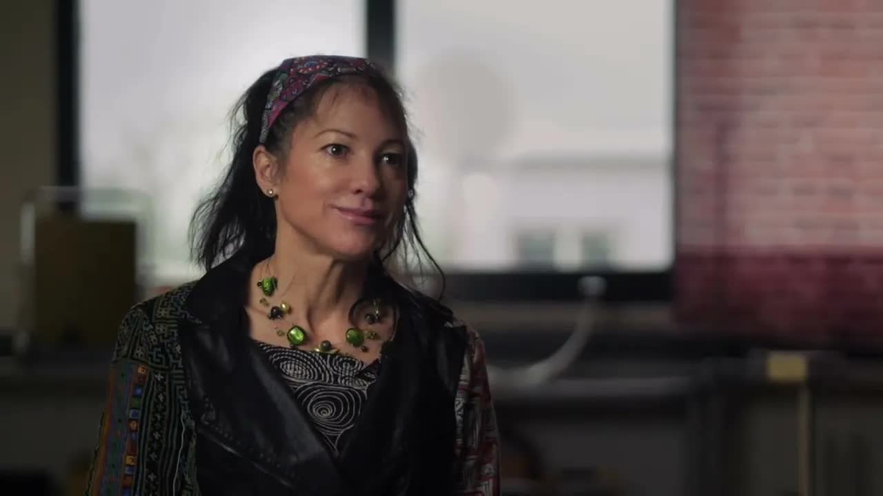 Silke Pan : De l'accident au cirque acrobatique