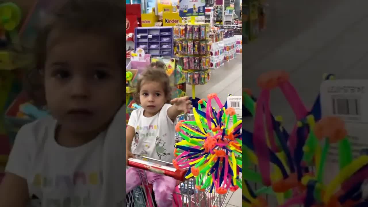 Kupovina male lopte i novi školski ranac