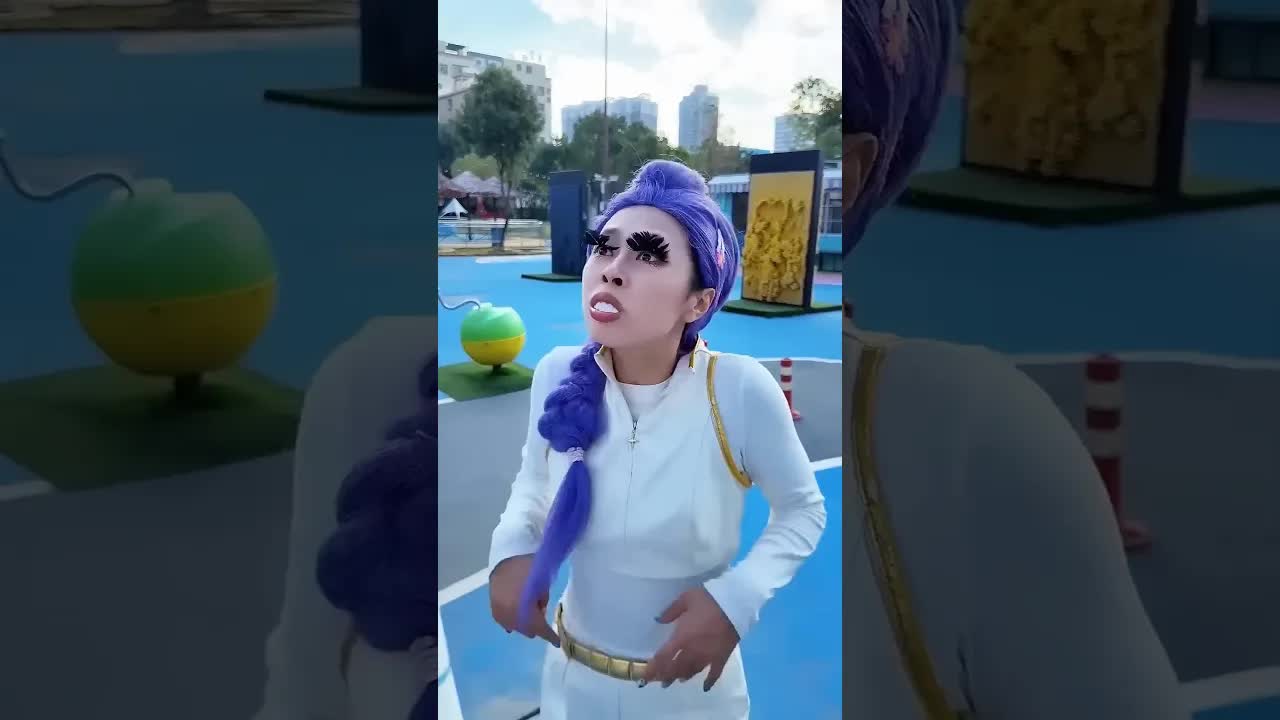 قواعد غريبة لركوب الأرجوحة في الملاهي